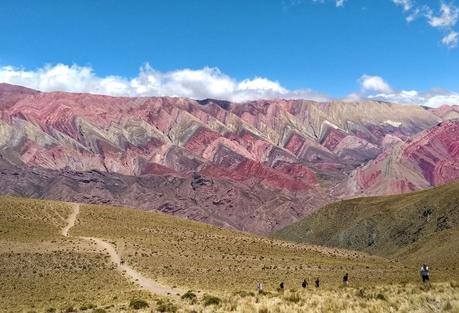 Humahuaca: qué hacer en la ciudad y alrededores cerro de los 14 colores
