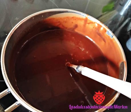 Tarta de Galletas, Chocolate y Crema