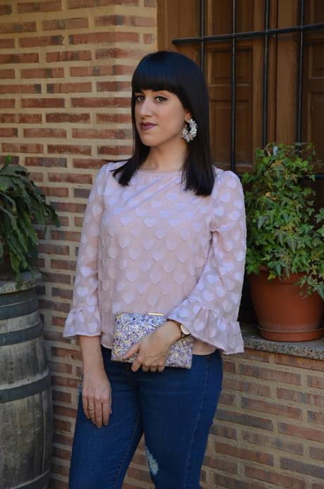SHEIN Spring Collection | Top relieve corazones SHEIN Spring Collection | Top relieve corazones