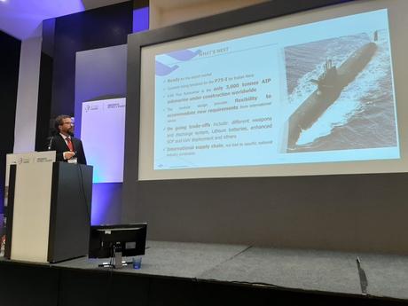 El submarino S-80 presentado en sociedad en el Reino Unido. El submarino S-80 presentado en sociedad en el Reino Unido.