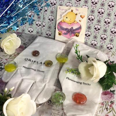 Guantes y Calcetines para hidratar de Oriflame. calcetines-guantes-oriflame