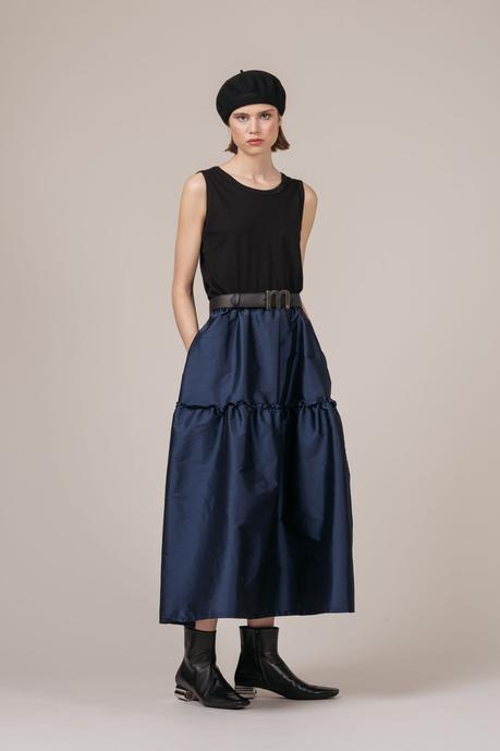 La firma de moda vasca minimil reivindica sus valores de marca y su origen ante estos tiempos inciertos