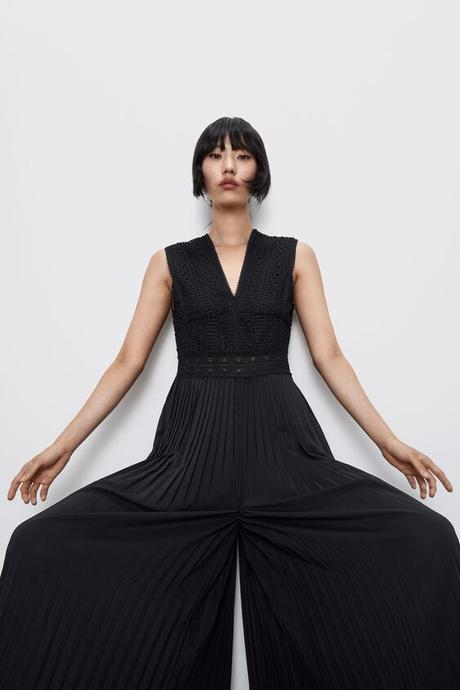 Peto Falda Negro Zara