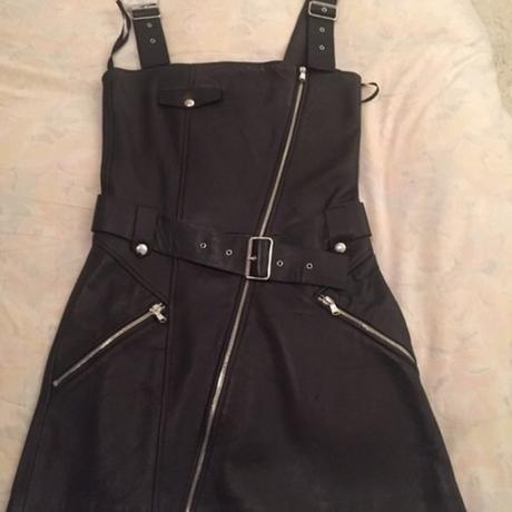 Peto Falda Negro Zara