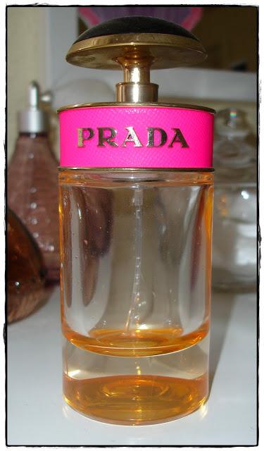 PRADA CANDY EAU DE PARFUM: UN GOURMAND CON PERSONALIDAD PROPIA