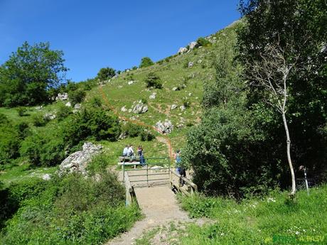 RUTA por la ARISTA del CIRBANAL desde CALDAS DE LUNA, León Puente sobre el Arroyo Pincuejo