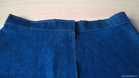 Falda Recta Con Botones Al Frente