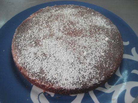 PASTEL DE NARANJA Y ALMENDRA CON JARABE DE LIMÓN