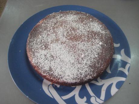 PASTEL DE NARANJA Y ALMENDRA CON JARABE DE LIMÓN