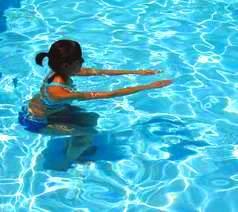 10 Beneficios del Agua para Cuidarte: Ejercicios para Tonificar tu Cuerpo y Cuidar tu Espalda. 10 Beneficios del Agua para Cuidarte: Ejercicios para Tonificar tu Cuerpo y Cuidar tu Espalda.