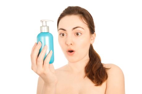 ¿Entendemos toda la información que proporciona el etiquetado de las Cremas? ¿Entendemos toda la información que proporciona el etiquetado de las Cremas?