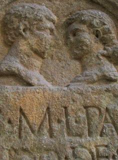 El mundo funerario romano desde los museos de Narbona.