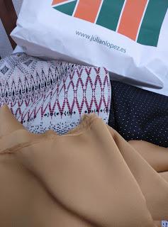 NEGRO Y PLATA NEGRO Y PLATA