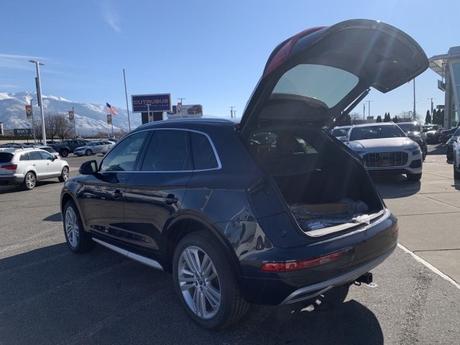 2019 Audi Q5 Moonlight Blue
