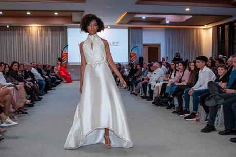 desfile benefico en hotel el higueron