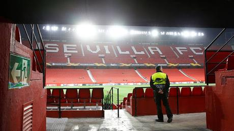 Javier Tebas planea terminar LaLiga a puerta cerrada en verano