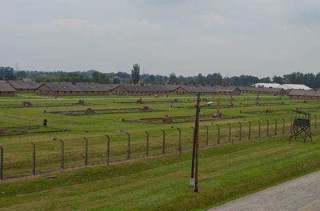 ALGUNAS FOTOS QUE HE TOMADO EN UNA RECIENTE VISITA ALOS CAMPOS DE AUSCHWITZ I Y BIRKENAU (Auschwitz II)