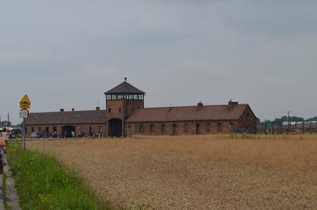 ALGUNAS FOTOS QUE HE TOMADO EN UNA RECIENTE VISITA ALOS CAMPOS DE AUSCHWITZ I Y BIRKENAU (Auschwitz II)