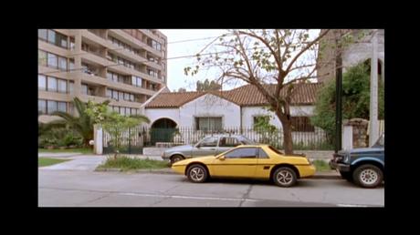 Aquí se construye (o Ya no existe el lugar donde nací) - 2000