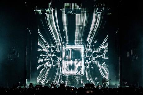 Uno de los mejores grupos británicos del momento – The 1975 – LO + MUSICA