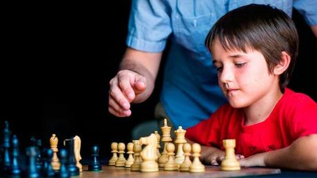 Reforzad la paciencia y creatividad de los niños con ajedrez online