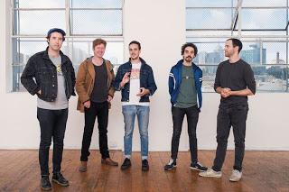Rolling Blackouts Coastal Fever - She's there (2020) Rolling Blackouts Coastal Fever - She's there (2020)