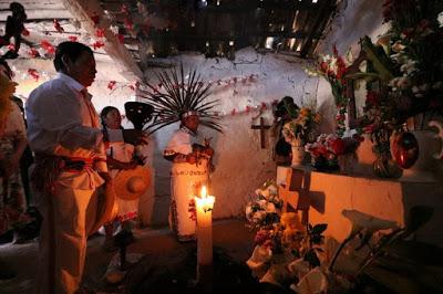 COMPARTE INVESTIGADOR PASAJES HISTÓRICOS ACERCA DE LAS EPIDEMIAS EN MESOAMÉRICA COMPARTE INVESTIGADOR PASAJES HISTÓRICOS ACERCA DE LAS EPIDEMIAS EN MESOAMÉRICA