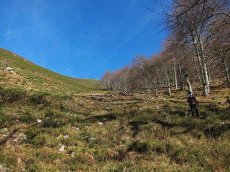 Circular al Vízcares por Traslafuente y Llebrada.