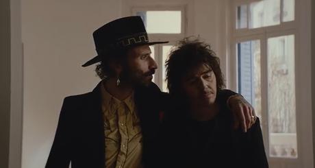 Leiva sonríe al pasado y se reencuentra con Rubén en 'Mi pequeño Chernóbil' Leiva sonríe al pasado y se reencuentra con Rubén en 'Mi pequeño Chernóbil'