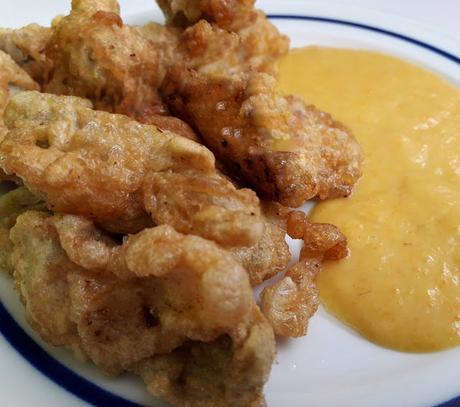 ALCACHOFAS REBOZADAS CON SALSA ALCACHOFAS REBOZADAS CON SALSA