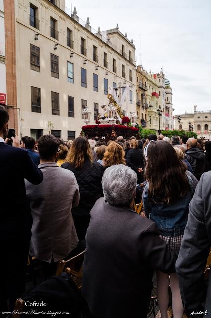 SÁBADO SANTO EN SEVILLA Y DOMINGO RESURRECCIÓN EN ARAHAL