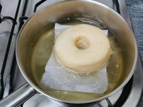 Donuts caseros, glaseados y esponjosos