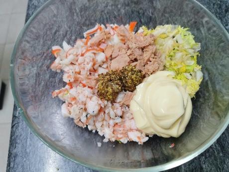 Pastel de salmón ahumado con pan de molde