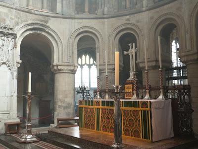 SAINT BARTHOLOMEW THE GREAT. Vista ábside-altar ROMÁNICO EN LONDRES. SAINT BARTHOLOMEW THE GREAT. Vista ábside-altar