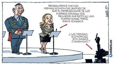 La España encerrada canta y resiste, “erguida frente a todo”.