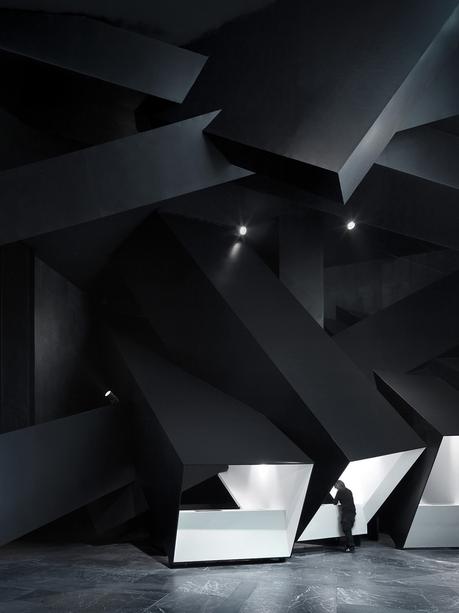 HUBEI XIANG SHENG YIN XING ENTERTAINMENT - WUSHANG ZHONGYUAN MALL INTERNATIONAL CINEMA21