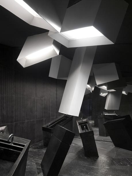 HUBEI XIANG SHENG YIN XING ENTERTAINMENT - WUSHANG ZHONGYUAN MALL INTERNATIONAL CINEMA9