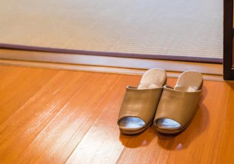 7 consejos para desinfectarse antes de entrar en casa  #YoMeQuedoEnCasa