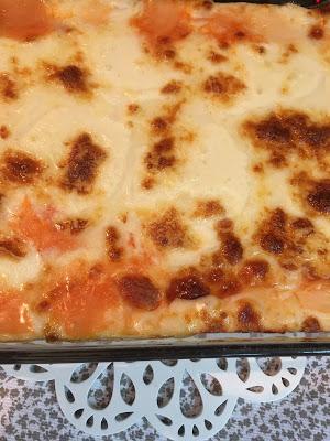 Albóndigas Gratinadas Con Tomate Y Bechamel