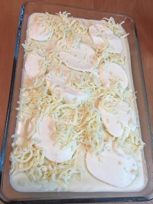 Albóndigas Gratinadas Con Tomate Y Bechamel