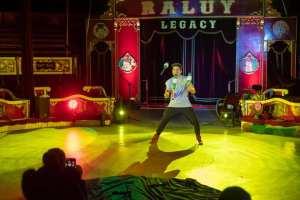 Pietro y Bigotis tomas falsas! Pietro y Bigotis tomas falsas!