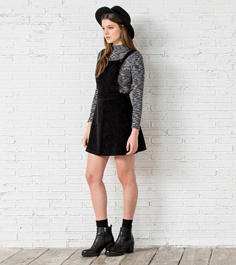 Falda Negra Corta De Pana