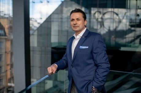 Neutrino Energy dedicado más que nunca a ofrecer un futuro mejor Neutrino Energy dedicado más que nunca a ofrecer un futuro mejor