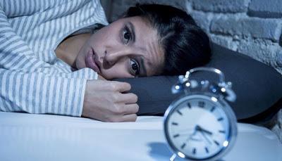 Qué hacer para mejorar el sueño y superar el insomnio durante el confinamiento