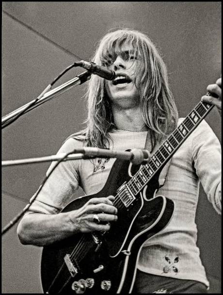 Efemérides del Rock y Heavy Metal: Que pasó un 08 de Abril