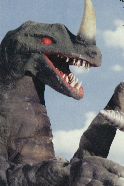 Los dinosaurios de Tsuburaya Productions (II)