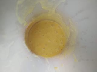 SALMON Y GAMBAS CON SALSA DE MANGO, COCO Y RON