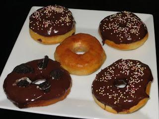 DONUTS CON MAMBO DONUTS CON MAMBO