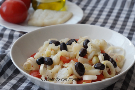 Ensalada de bacalao y tomate