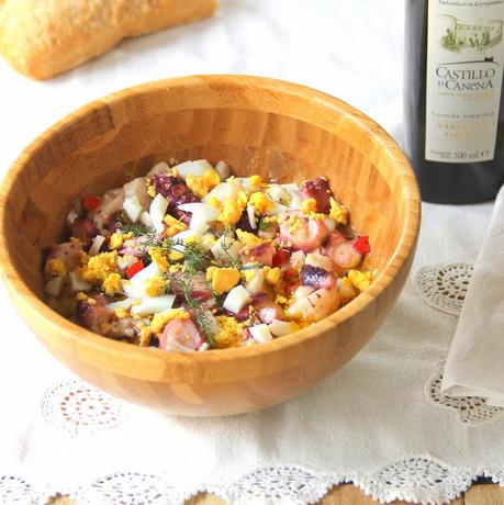 Receta fácil de salpicón de merluza y pulpo, el entrante o aperitivo perfecto